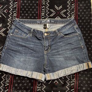 Apt. 9 Women's Dark Blue Jean Shorts